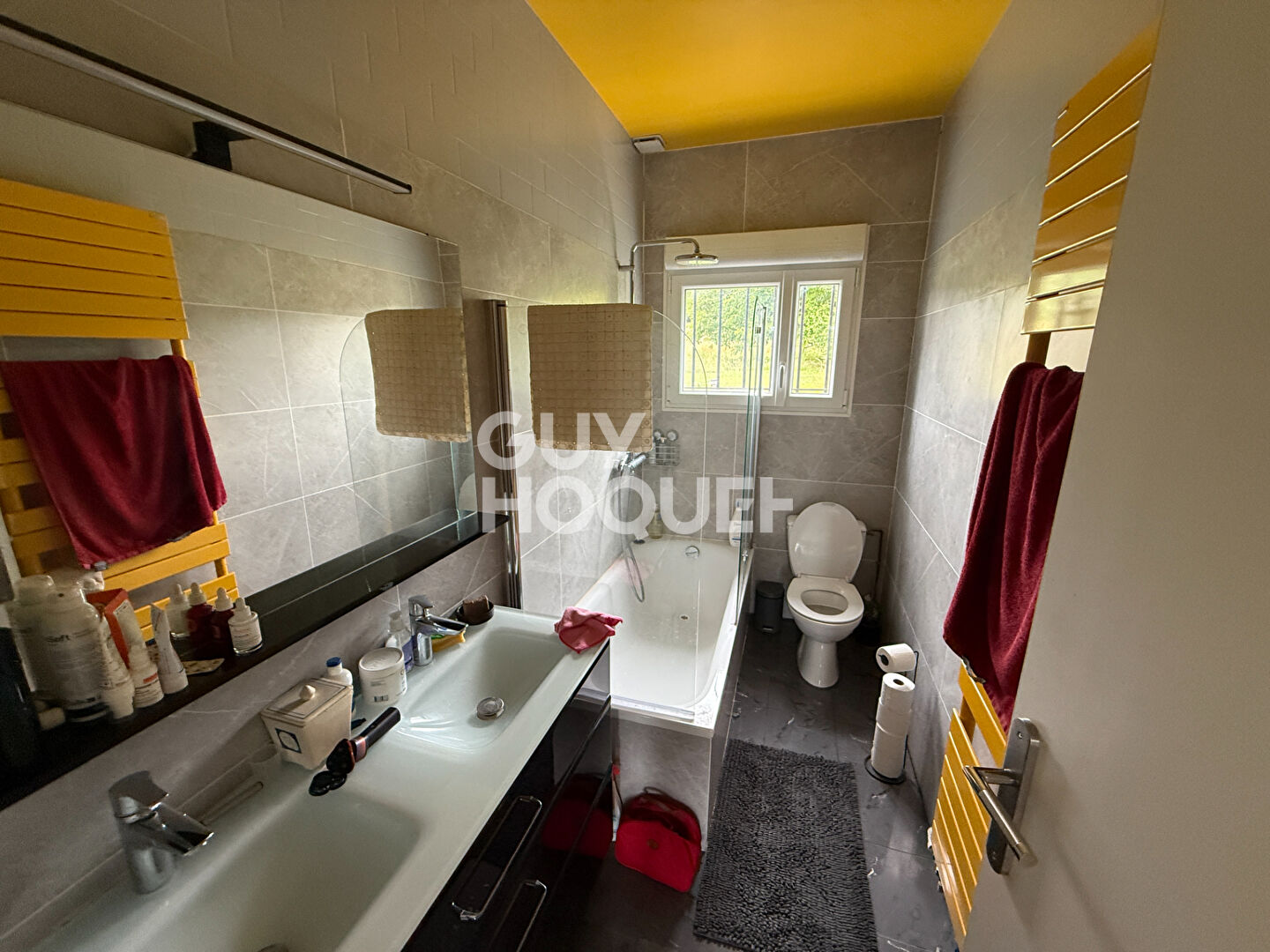 Maison familiale d'environ 170M2 à proximité de Montigny Sur Loing avec 6 chambres sur une parcelle de 2165 m2.