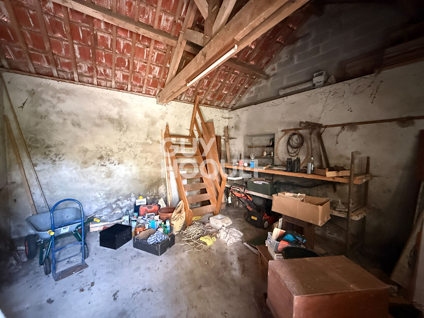Maison Paley 7 pièce(s) avec 4/5 chambres dans le petit village de Paley A SAISIR 