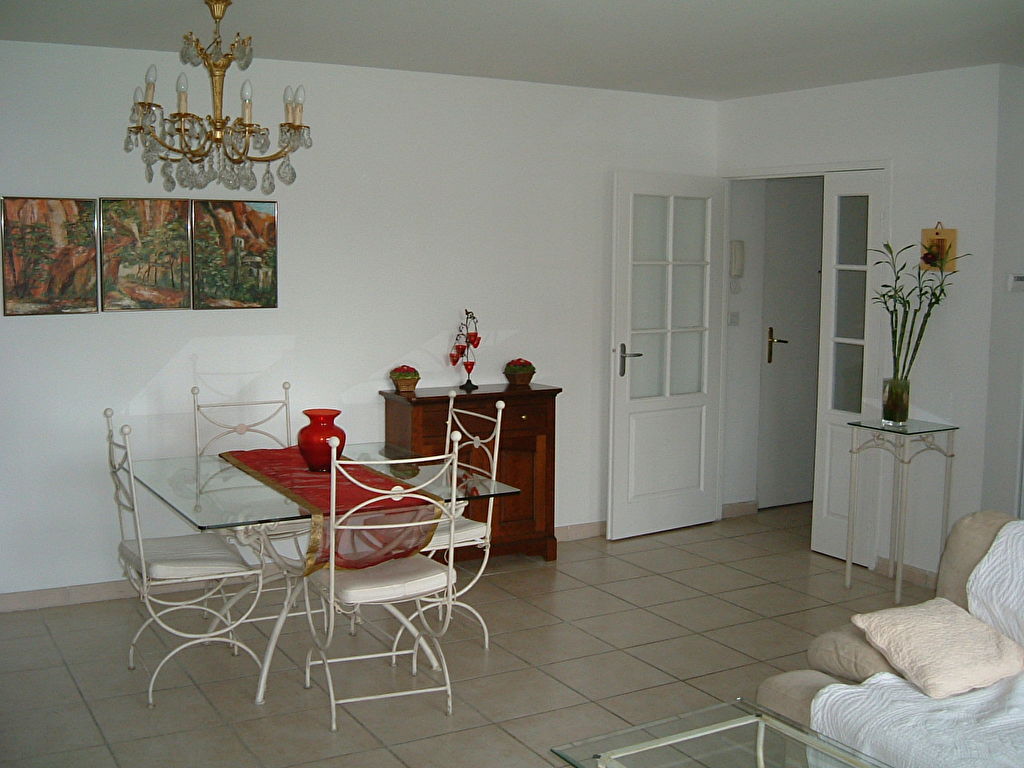 CRAPONNE CENTRE