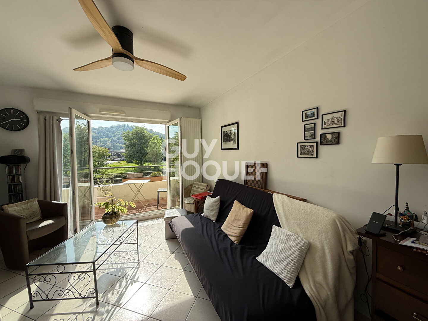 Maison mitoyenne récente  avec jardin à GIVORS centre