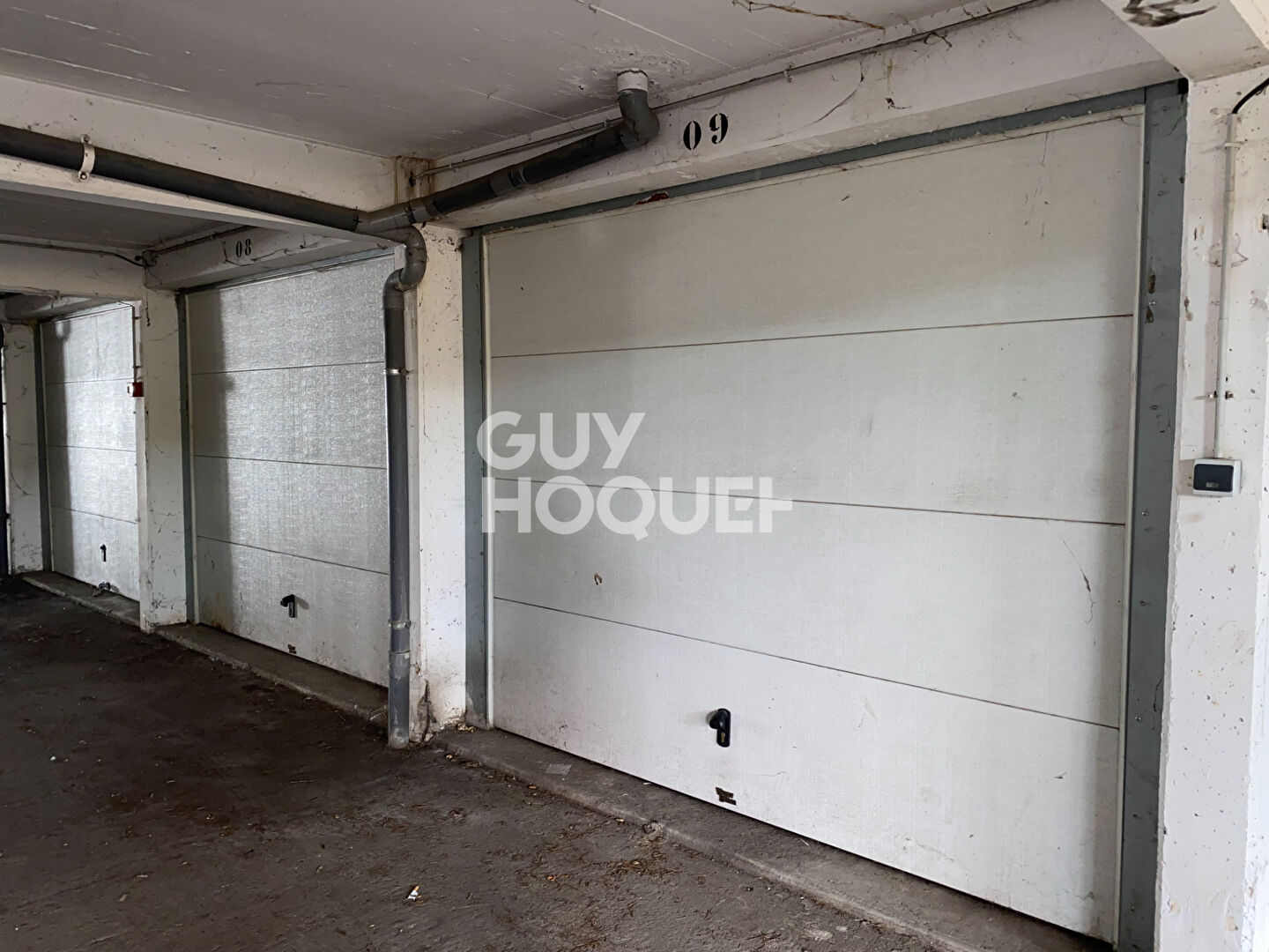 Garage de 13.6 m² à vendre loué