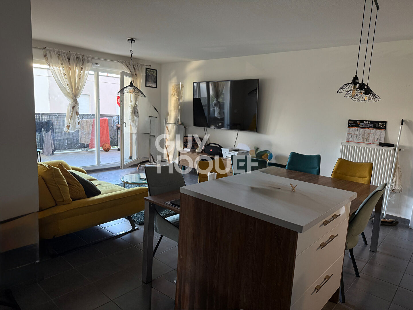 Appartement Givors 4 pièces de 77m2 avec terrasse et stationnement