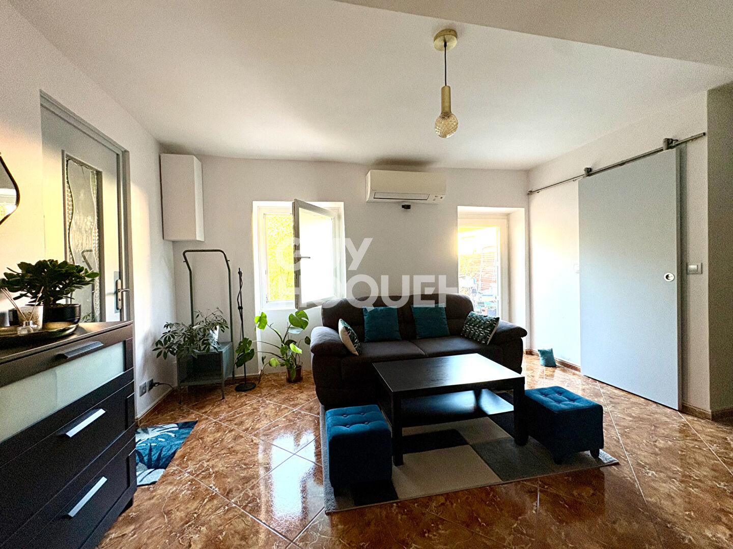 Coquet appartement de type T3 avec une belle terrasse de plus de 15 m² et une cave