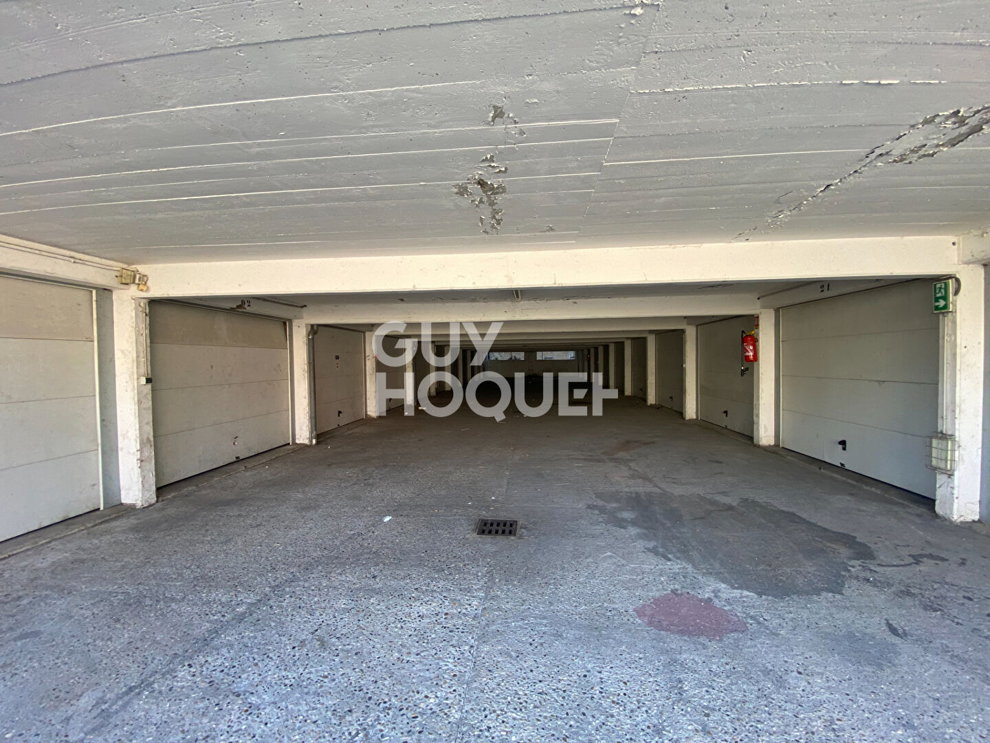 Garage de 13.6 m² à vendre libre d'occupation- quartier GIVORS PLAINES