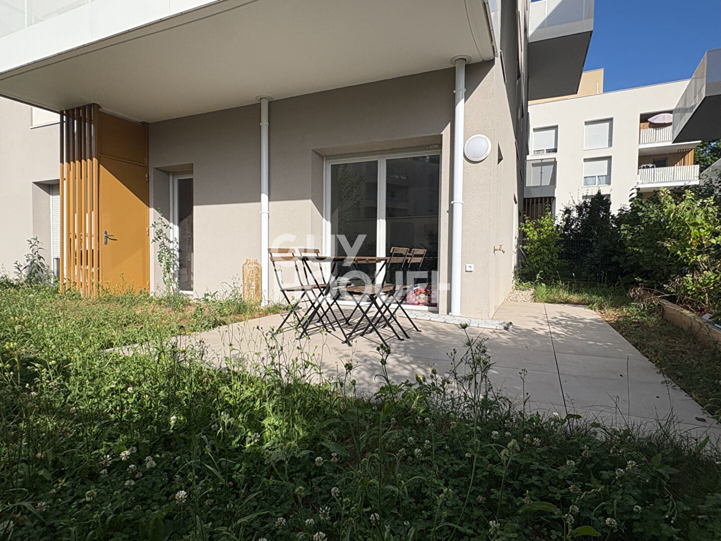 Appartement 3 pièce avec jardin