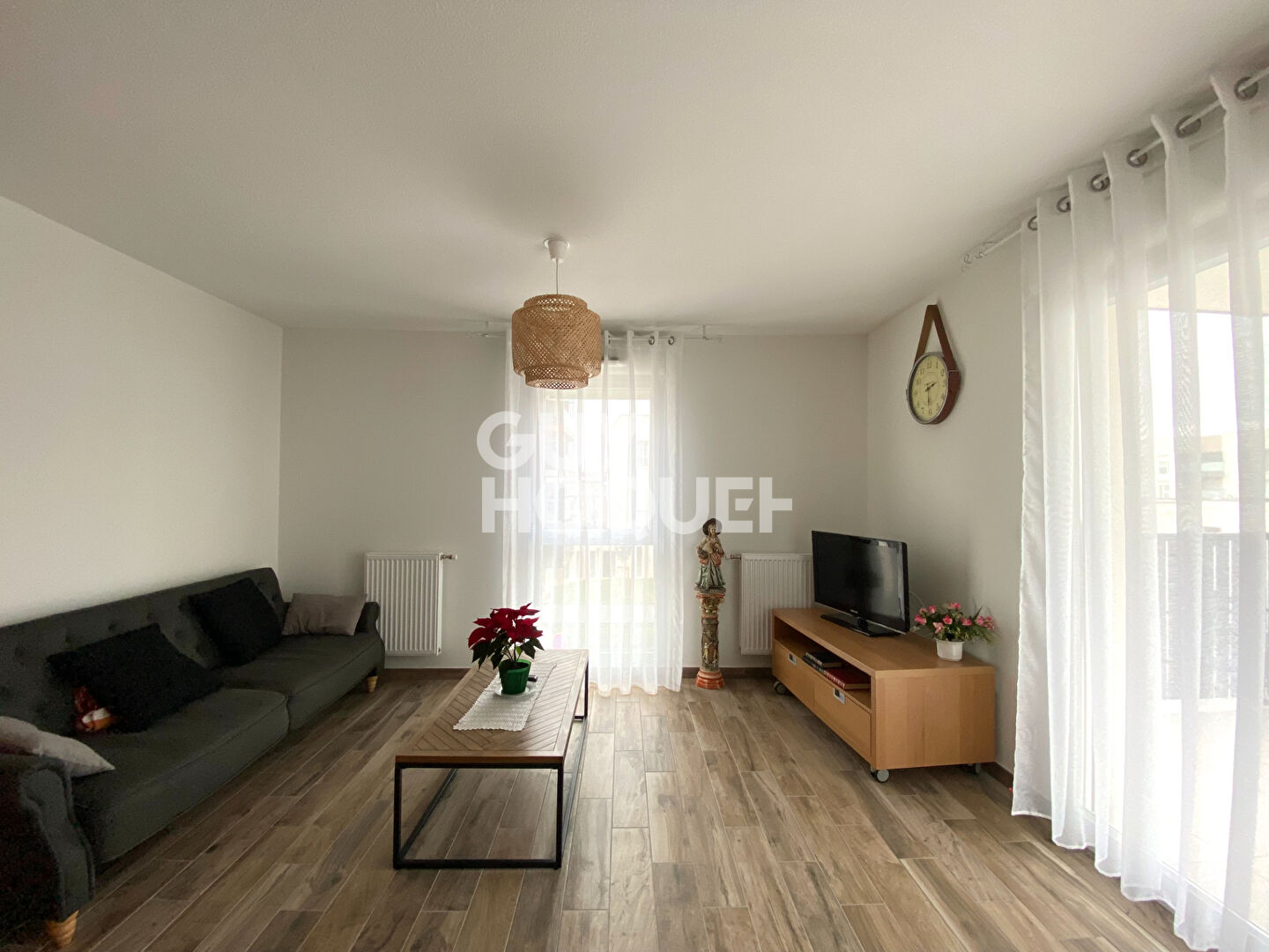Récent appartement T3 avec balcon et box / quartier Canal