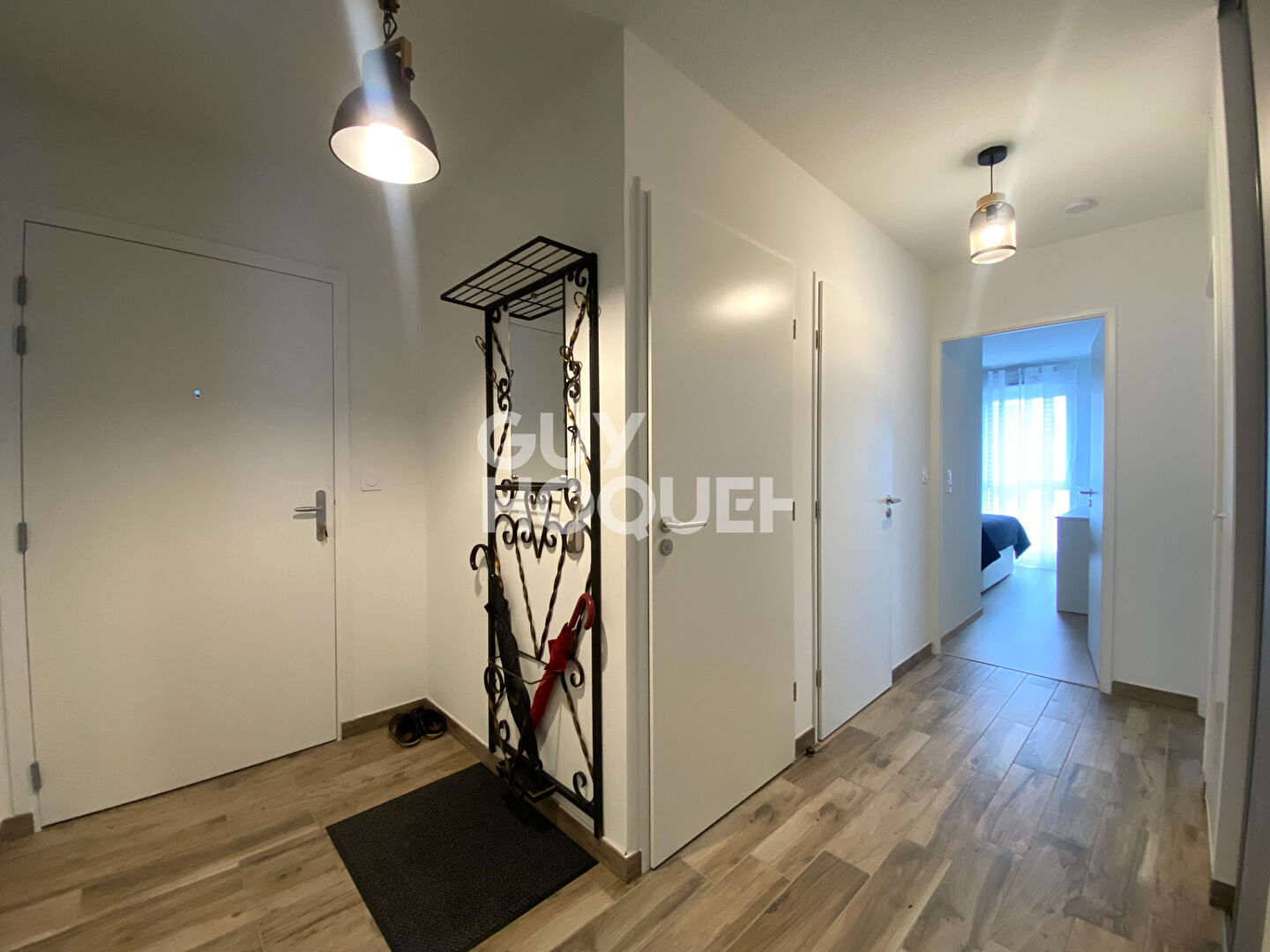 Récent appartement T3 avec balcon et box / quartier Canal