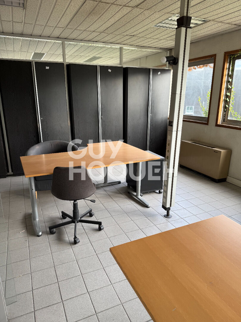 Entrepôt / local industriel /Bureau Chasse Sur Rhone Divisible