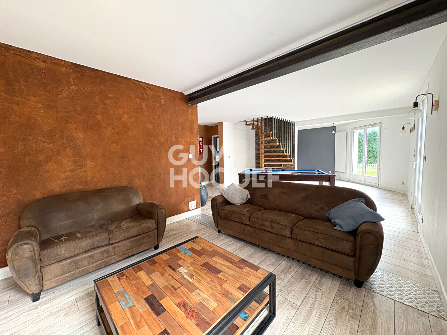 Maison familiale avec piscine sur les hauteurs de Givors