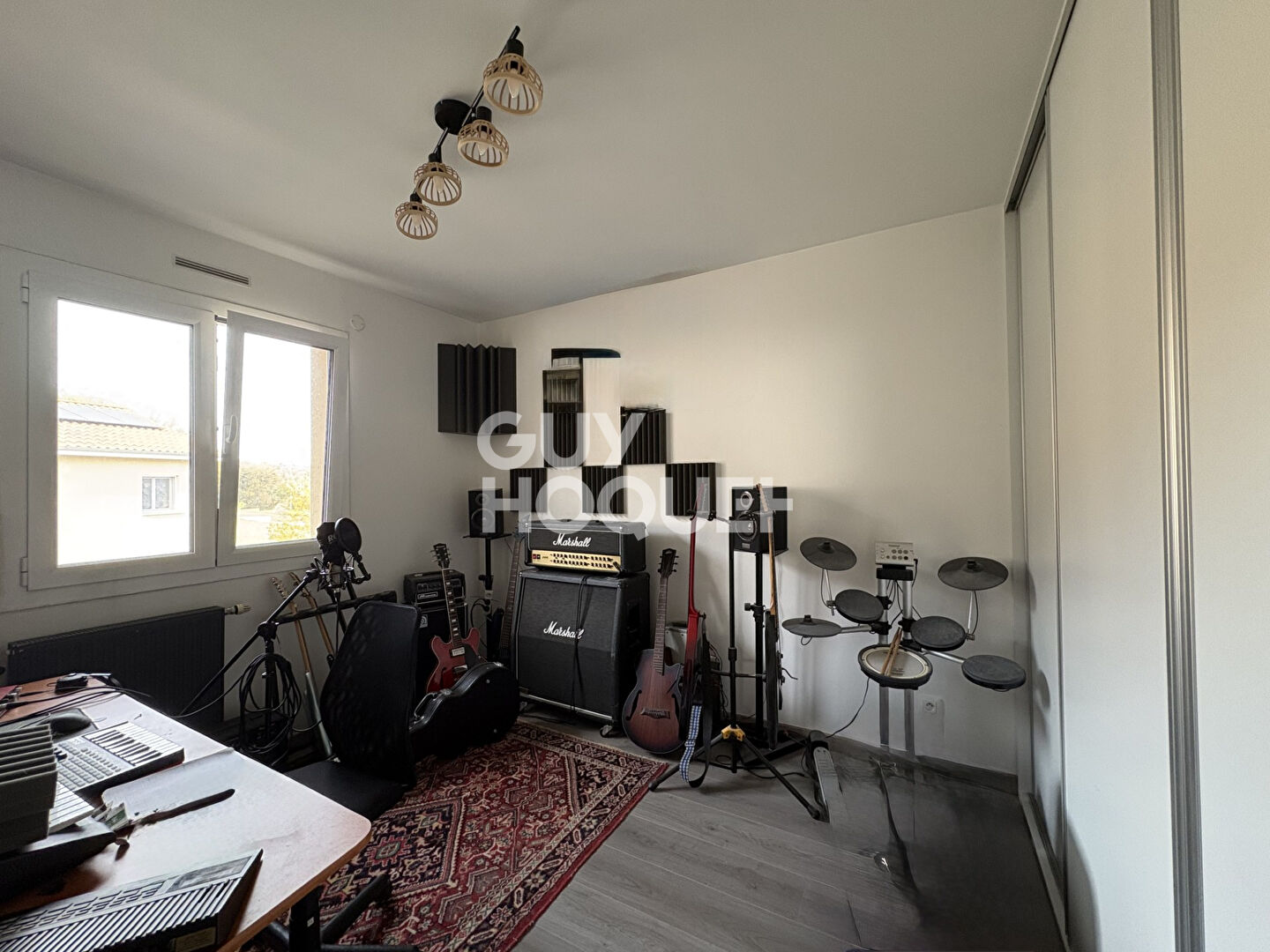 Maison contemporaine d'environs 113 m² avec suite parentale et jardin