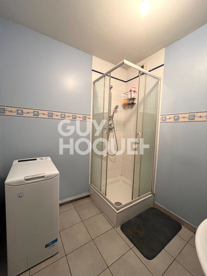 Spacieux T4 avec balcon, garage et grenier / Proche gare de Givors Ville