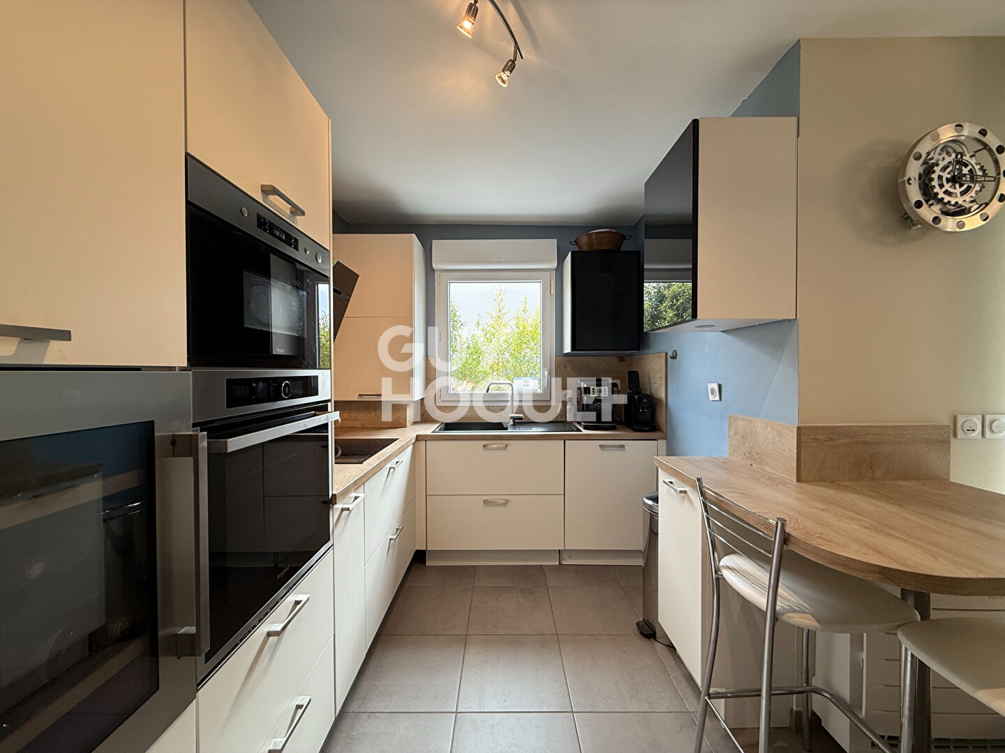 Rare Vourles centre Appartement  rez-de-jardin 4 pièces 93.14 m2