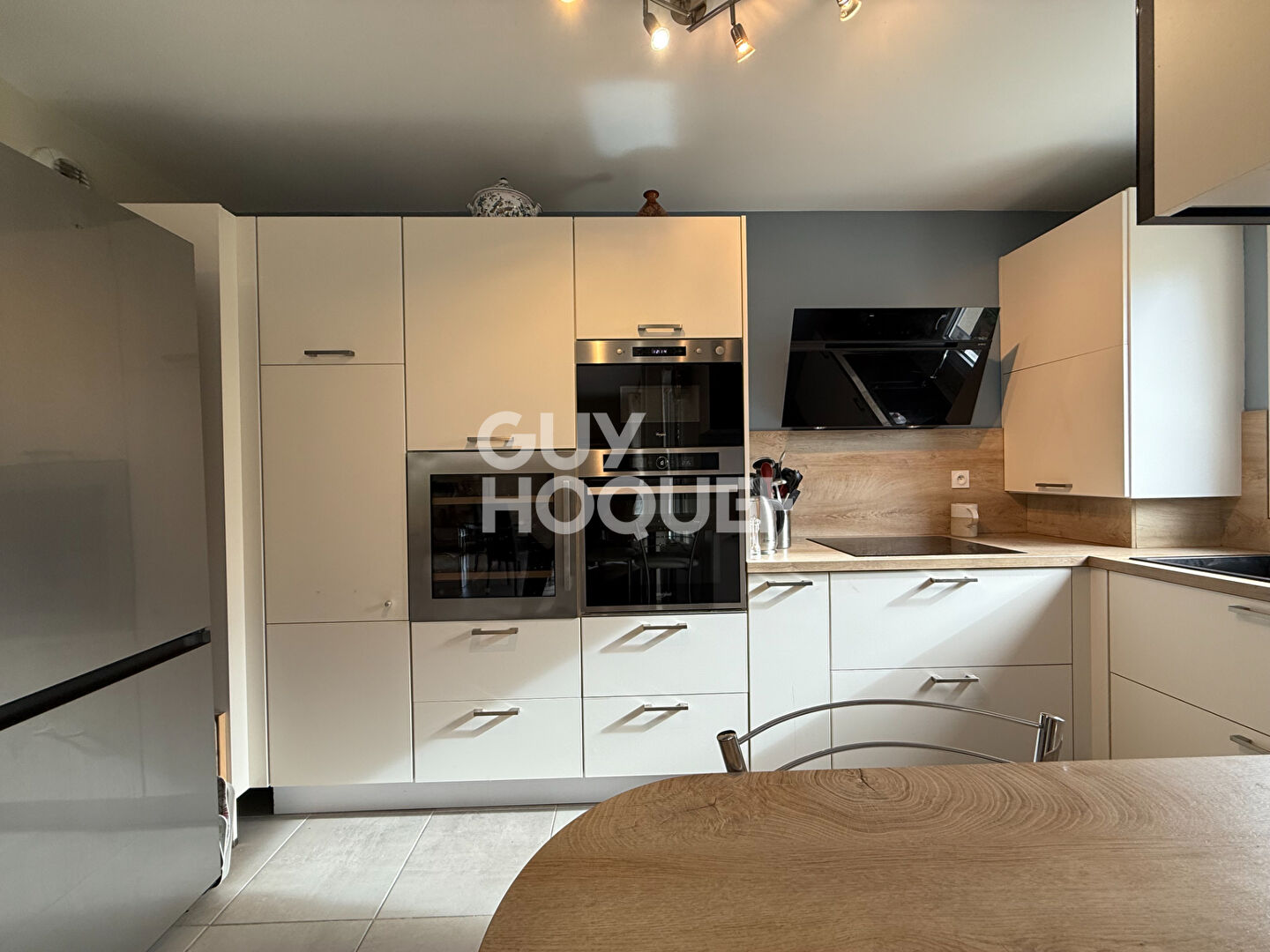 Rare Vourles centre Appartement  rez-de-jardin 4 pièces 93.14 m2