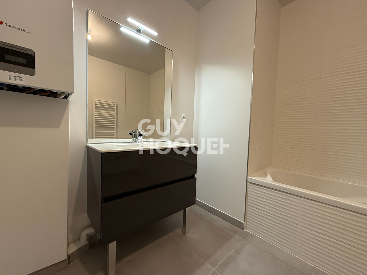 Appartement Neuf à Saint Romain En Gal 2 pièces 47.22 m2 avec garage