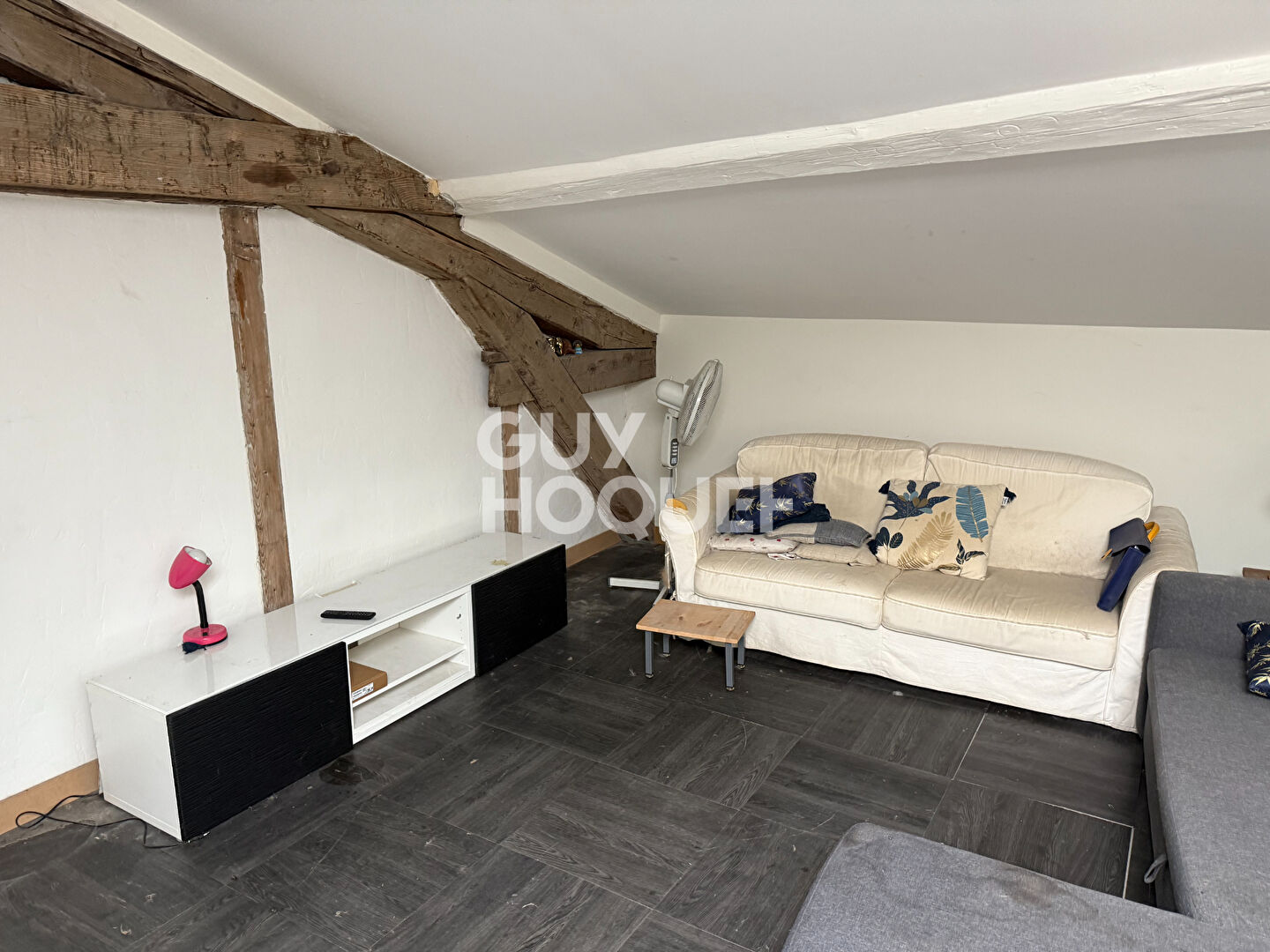 Maison de ville a rénover avec 1658m² de terrain à Givors 9 pièce 160 m2