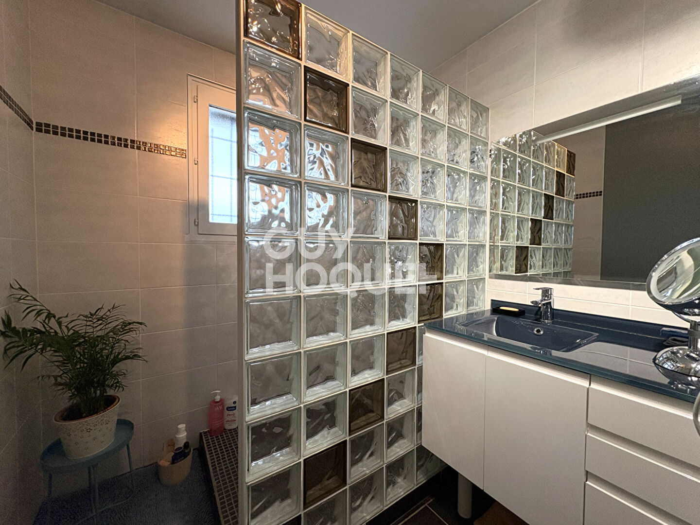 Maison Givors T4 avec piscine d'environ 115.50 m2