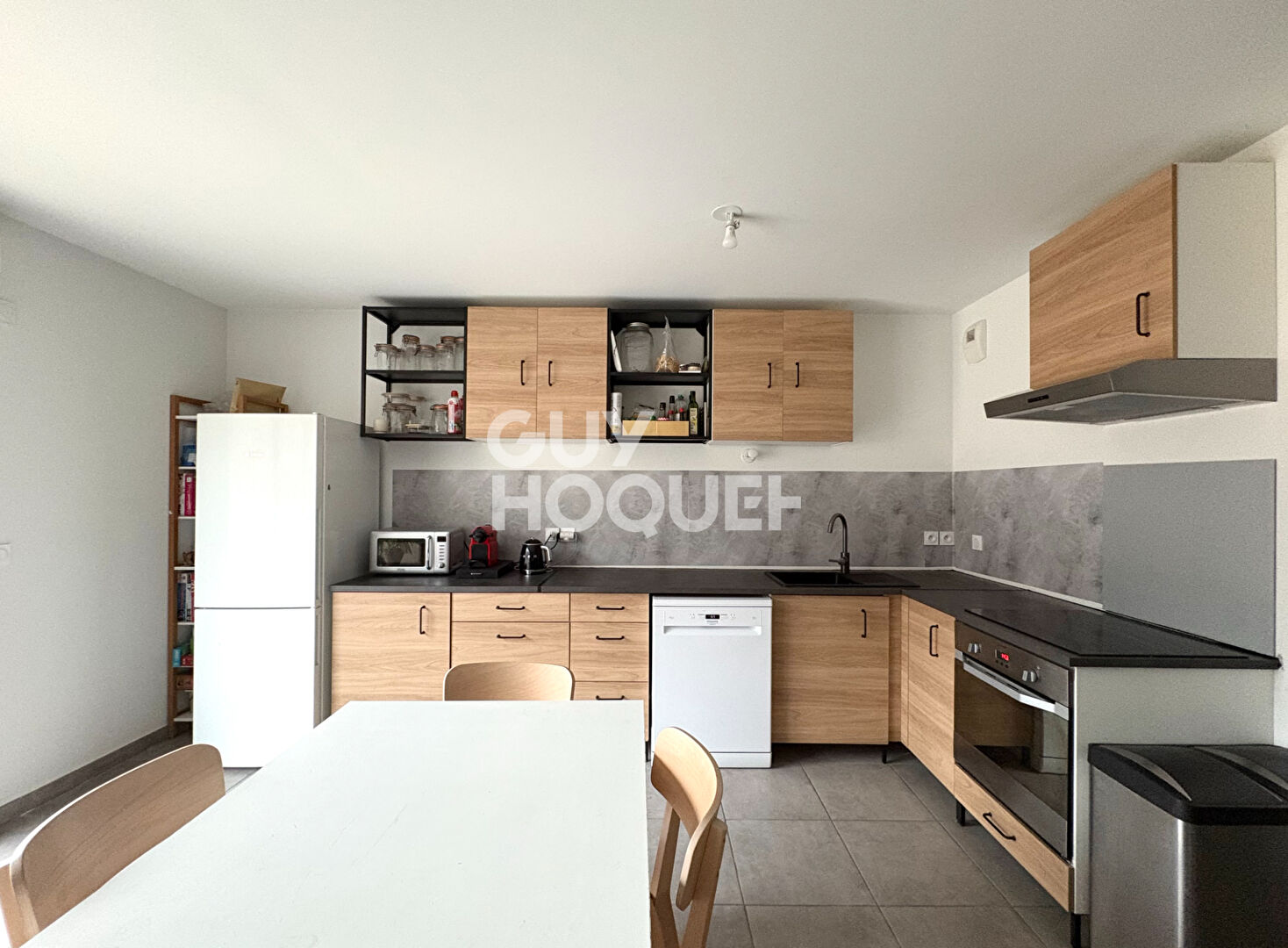 T3 résidence récente / double balcons