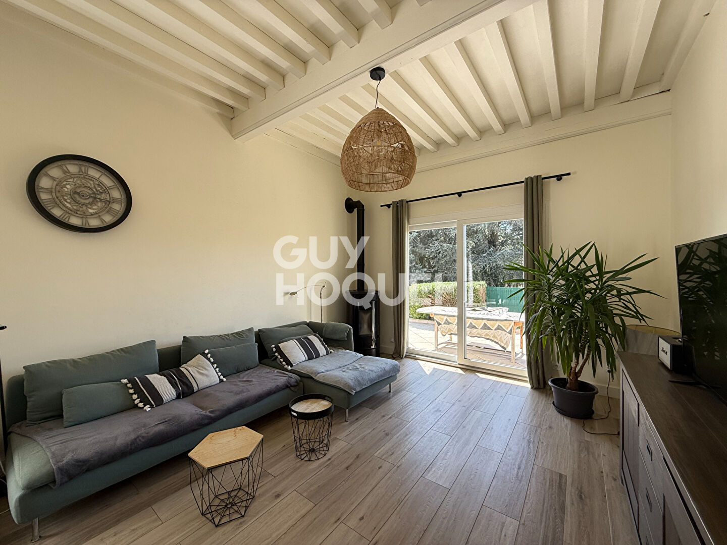 Maison familiale à Millery proche du centre avec grand jardin et piscine