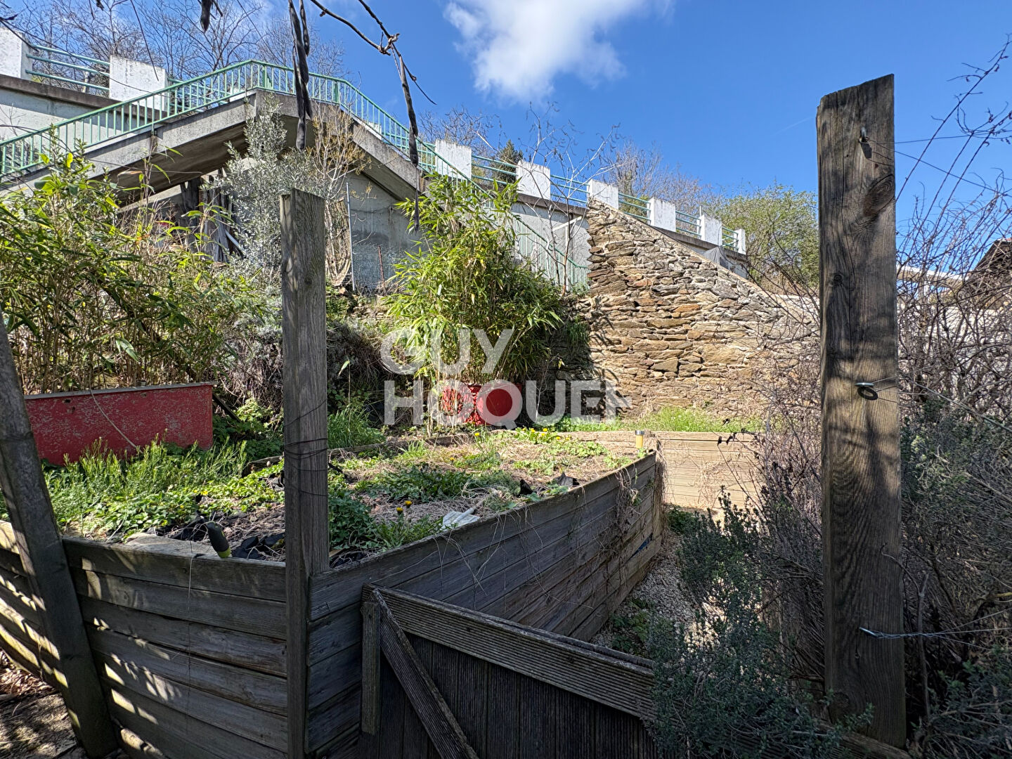 Maison 135m² habitable - garage - jardin - travaux à prévoir