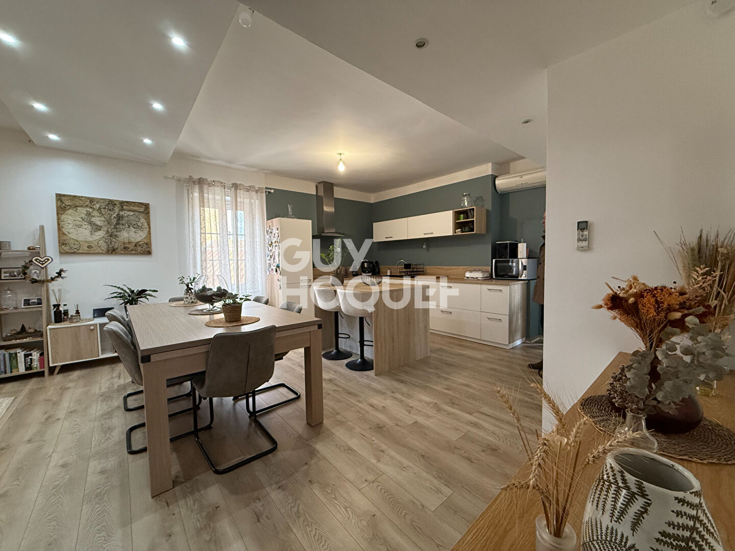 Appartement T2 Bis au centre  d'Echalas de 73.27 m2