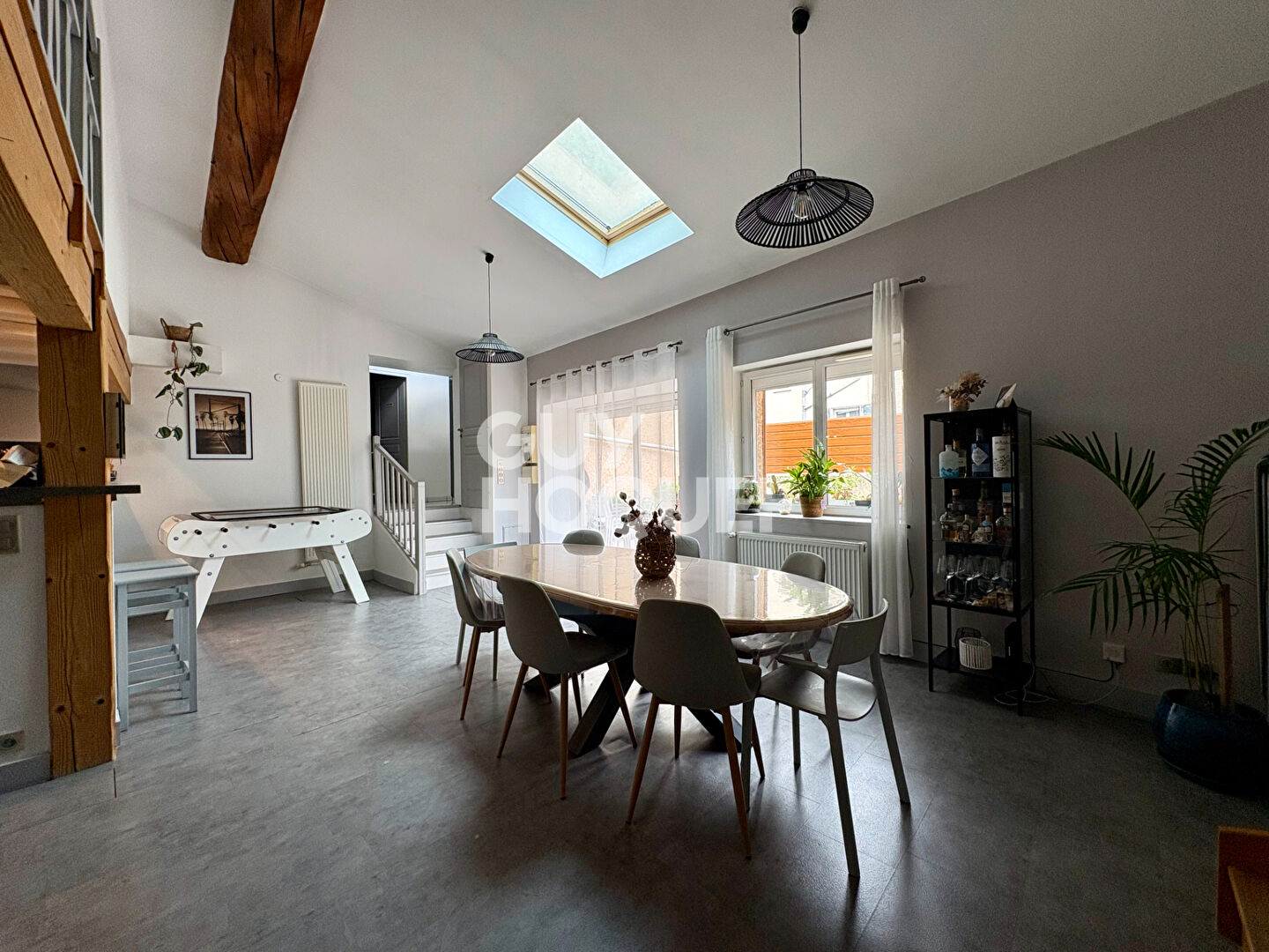 Appartement esprit loft T4 avec terrasse et garage double - coeur de ville