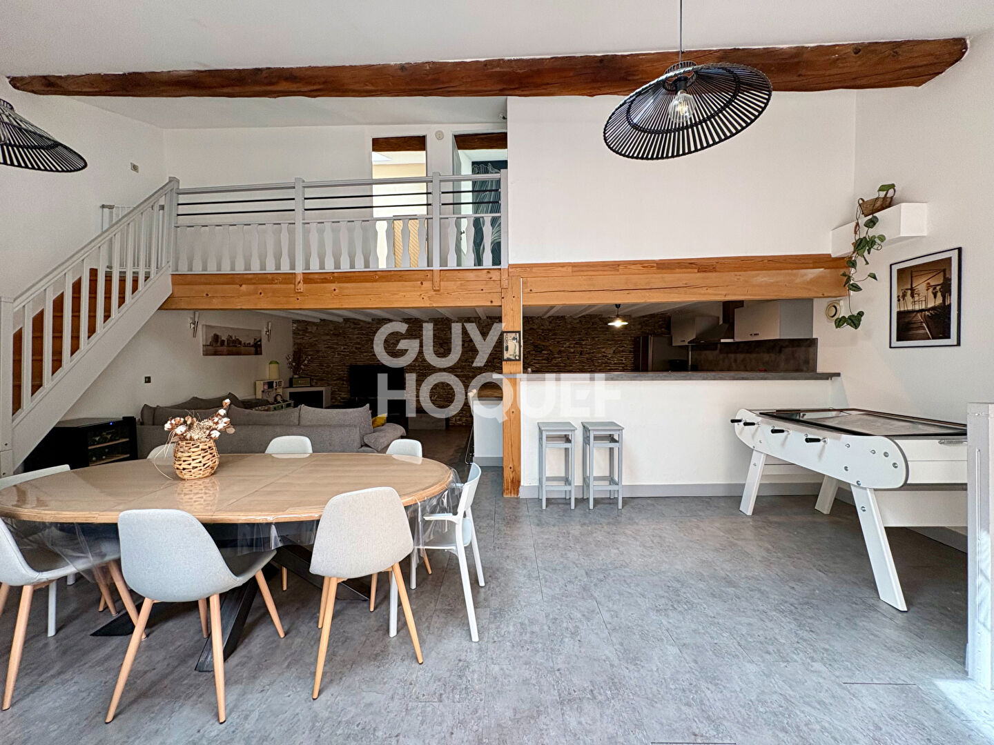 Appartement esprit loft T4 avec terrasse et garage double - coeur de ville