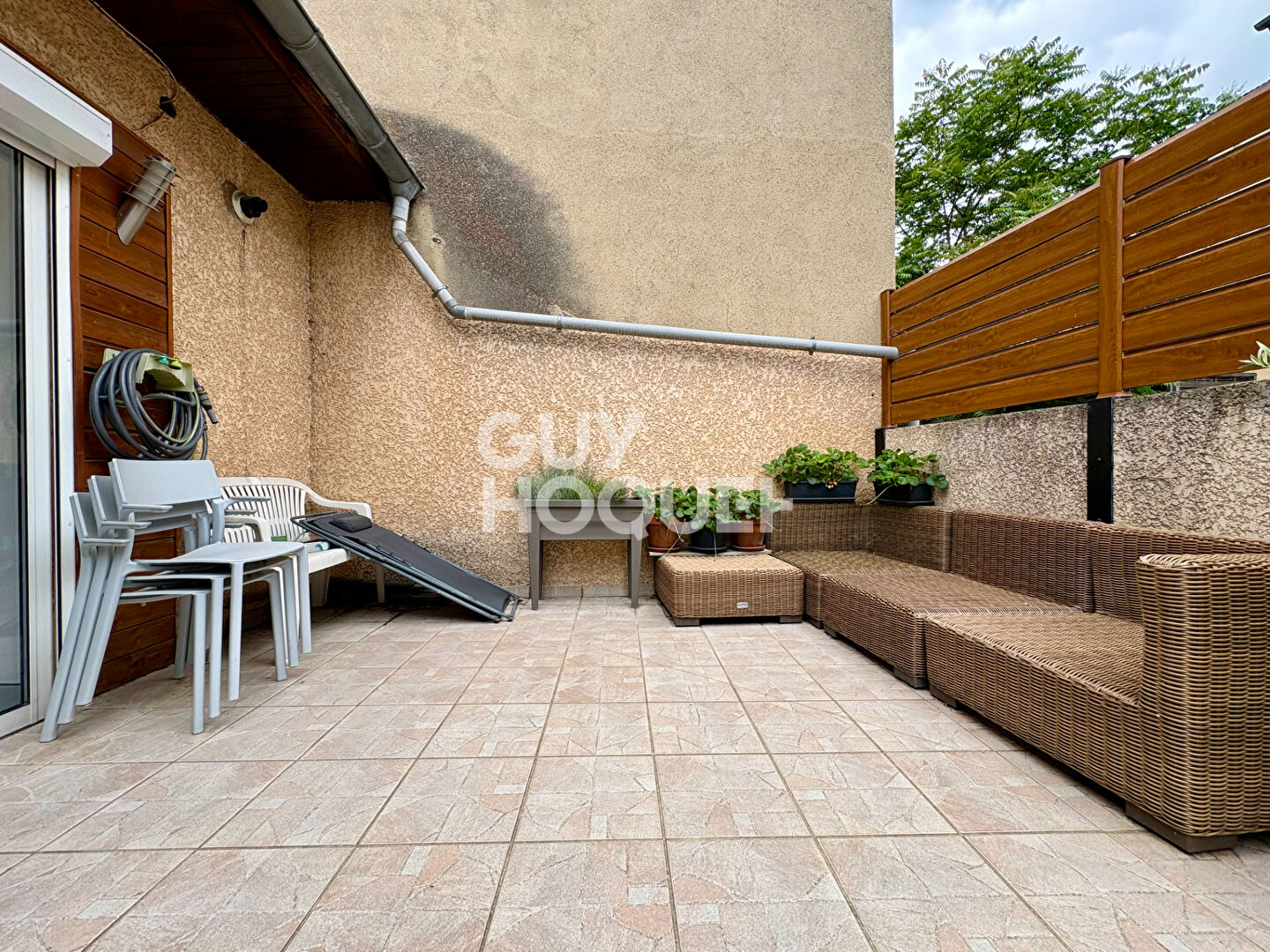 Appartement esprit loft T4 avec terrasse et garage double - coeur de ville