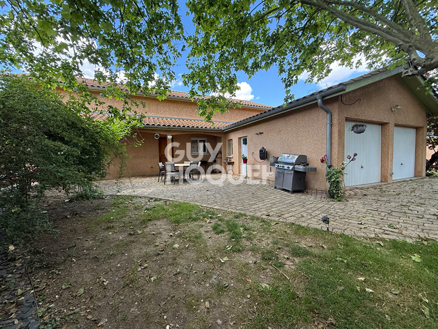 Rare à Vourles Villa de 5 pièces 199 m2 avec piscine et garage double