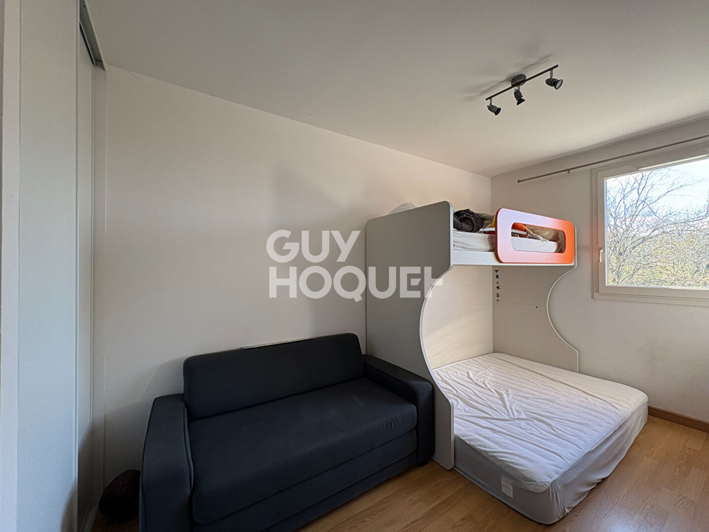 Appartement T4 climatisé de 95m² dernier étage avec terrasse et garage double - Loire-sur-Rhône Clos de Beauregard