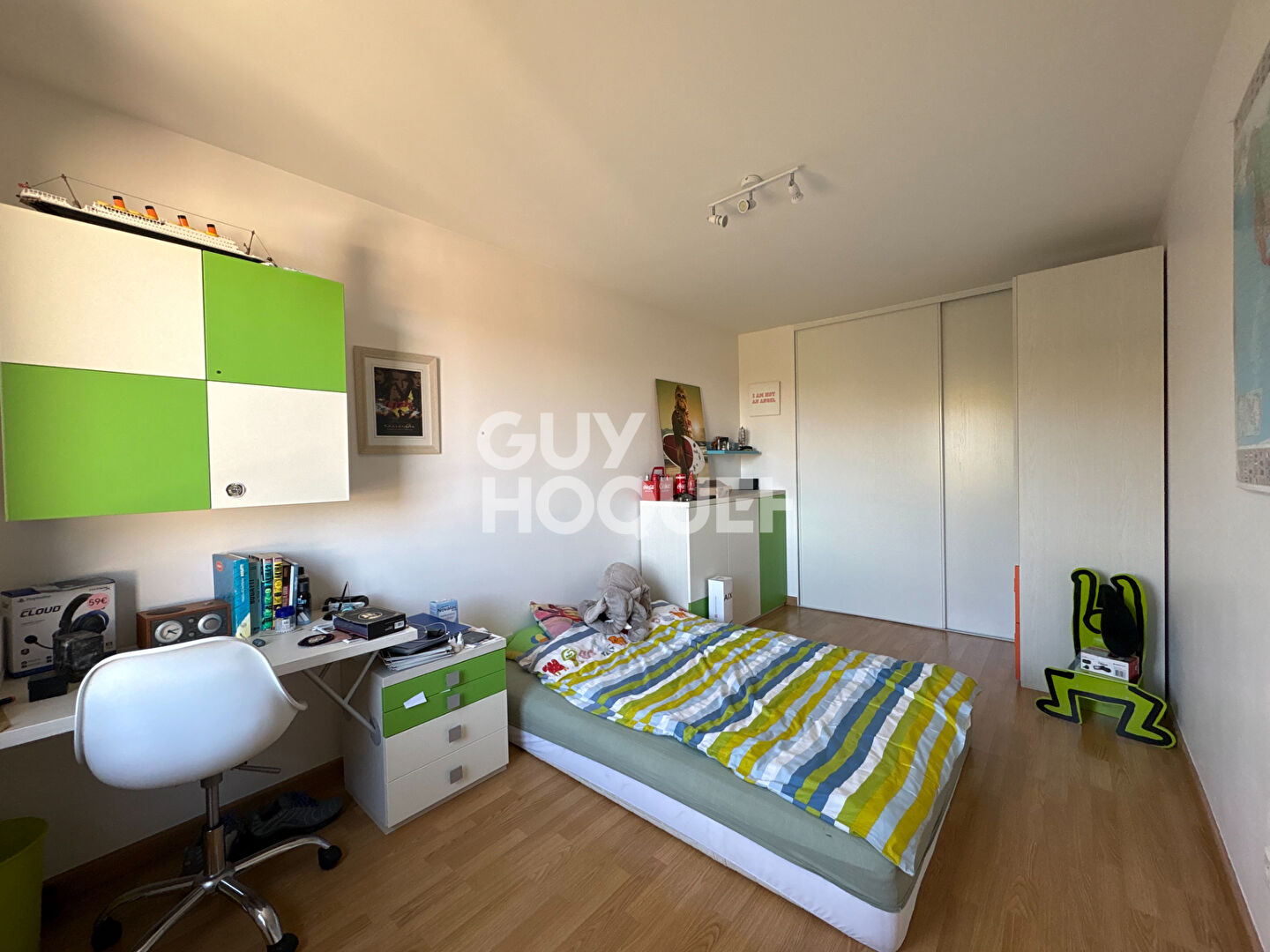 Appartement T4 climatisé de 95m² dernier étage avec terrasse et garage double - Loire-sur-Rhône Clos de Beauregard