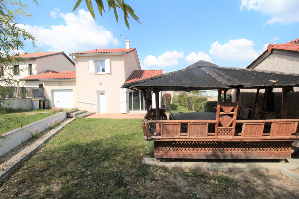 Maison de type 4 récente  sur une parcelle de 481 m²