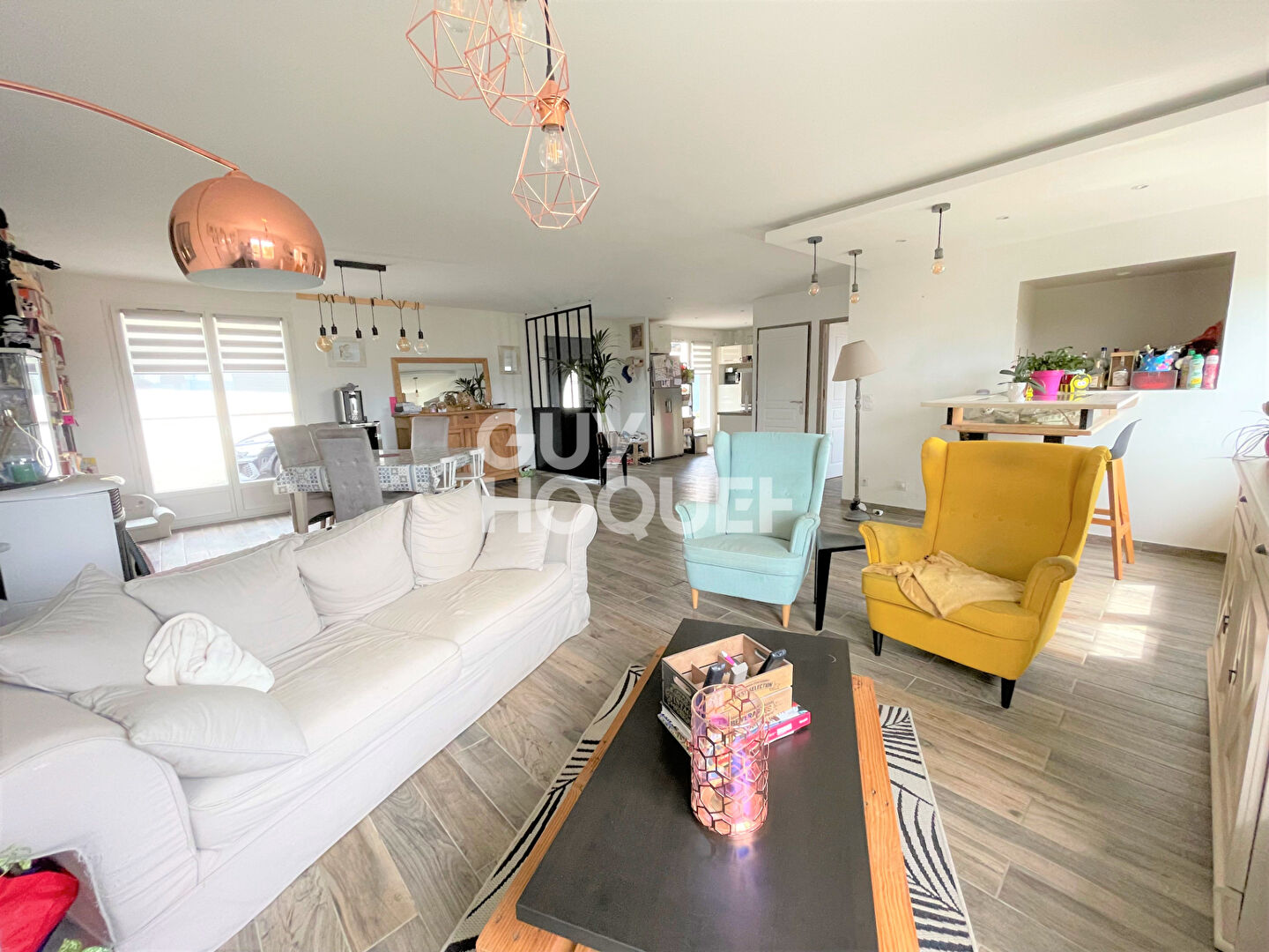 Maison T5 offrant une vue dégagée