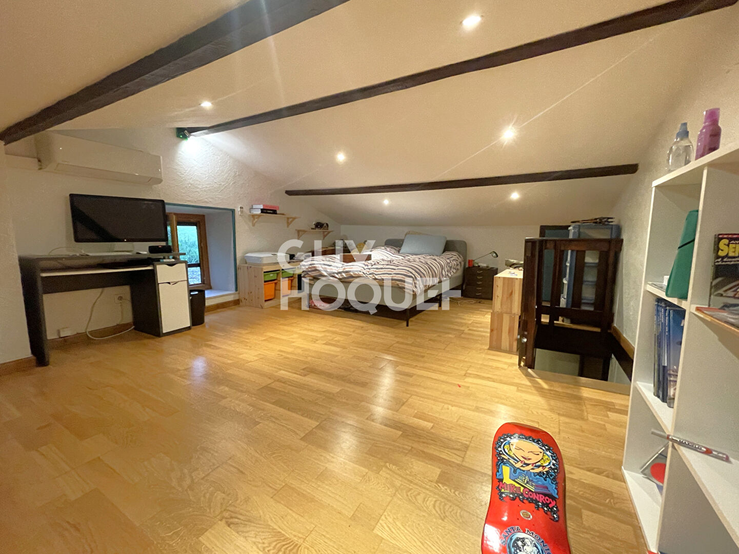 Maison en pierre sur une parcelle de 1680 m²