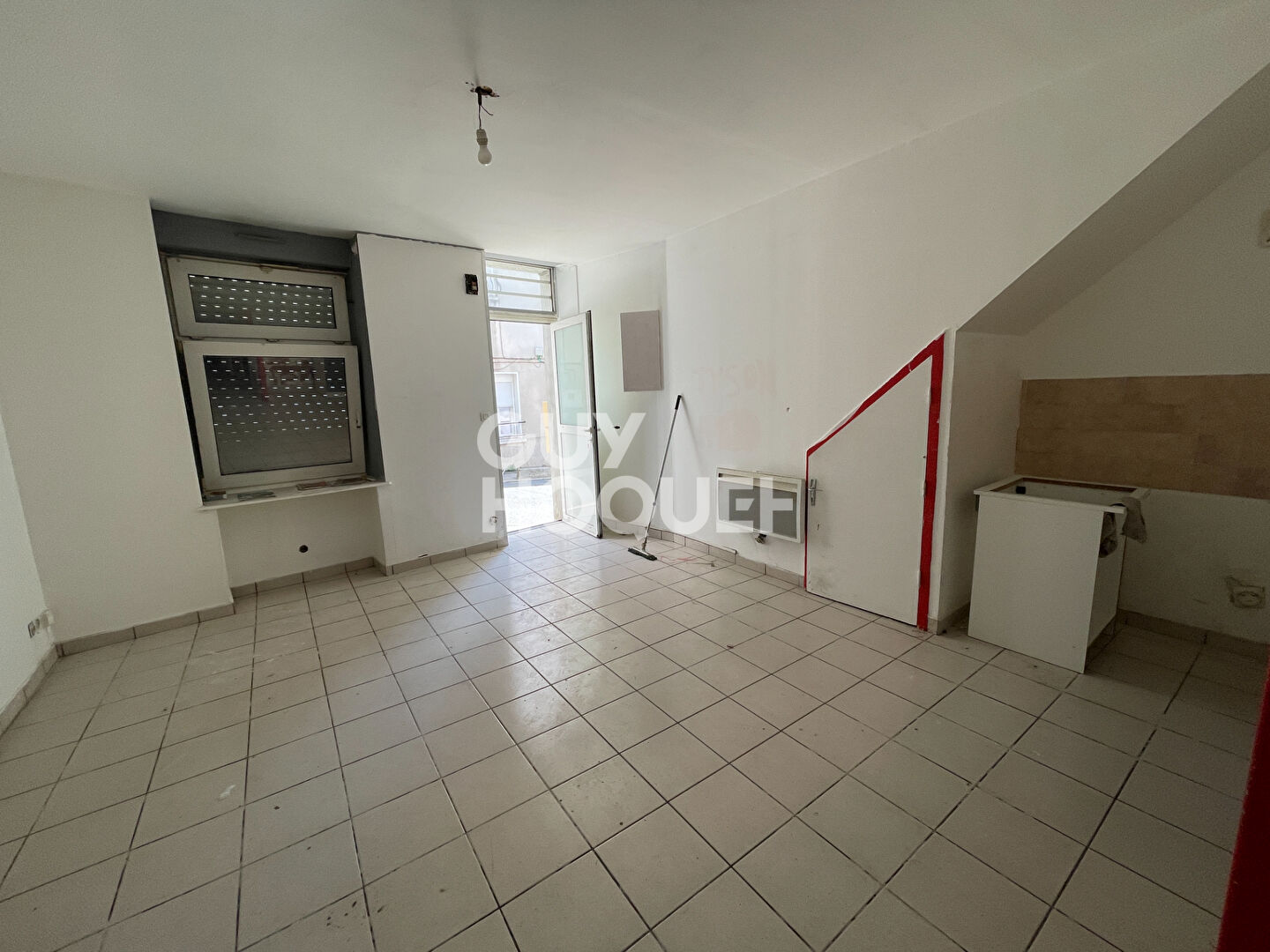 Immeuble Rive De Gier 7 pièce(s) 244 m2