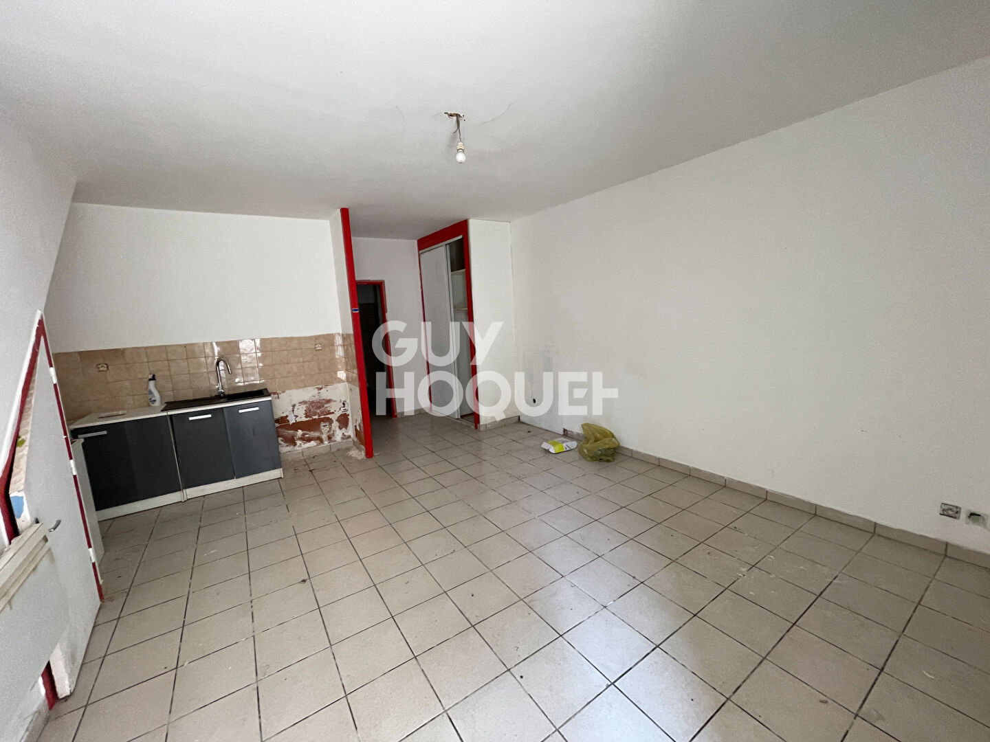 Immeuble Rive De Gier 7 pièce(s) 244 m2