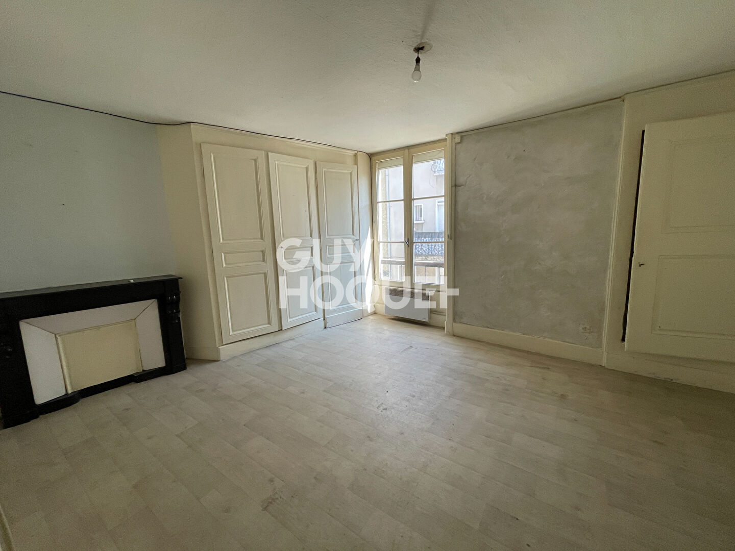 Immeuble Rive De Gier 7 pièce(s) 244 m2