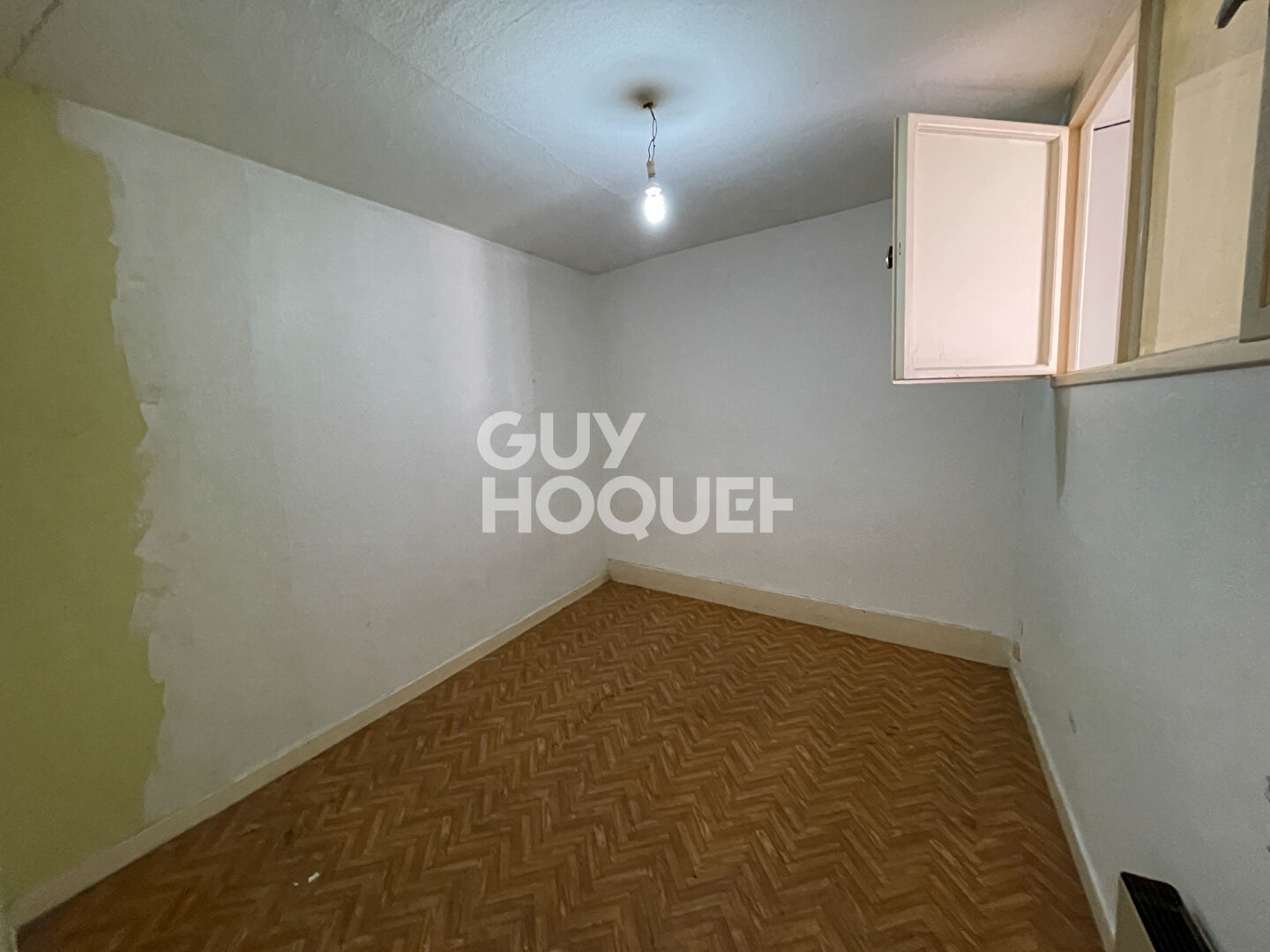 Immeuble Rive De Gier 7 pièce(s) 244 m2