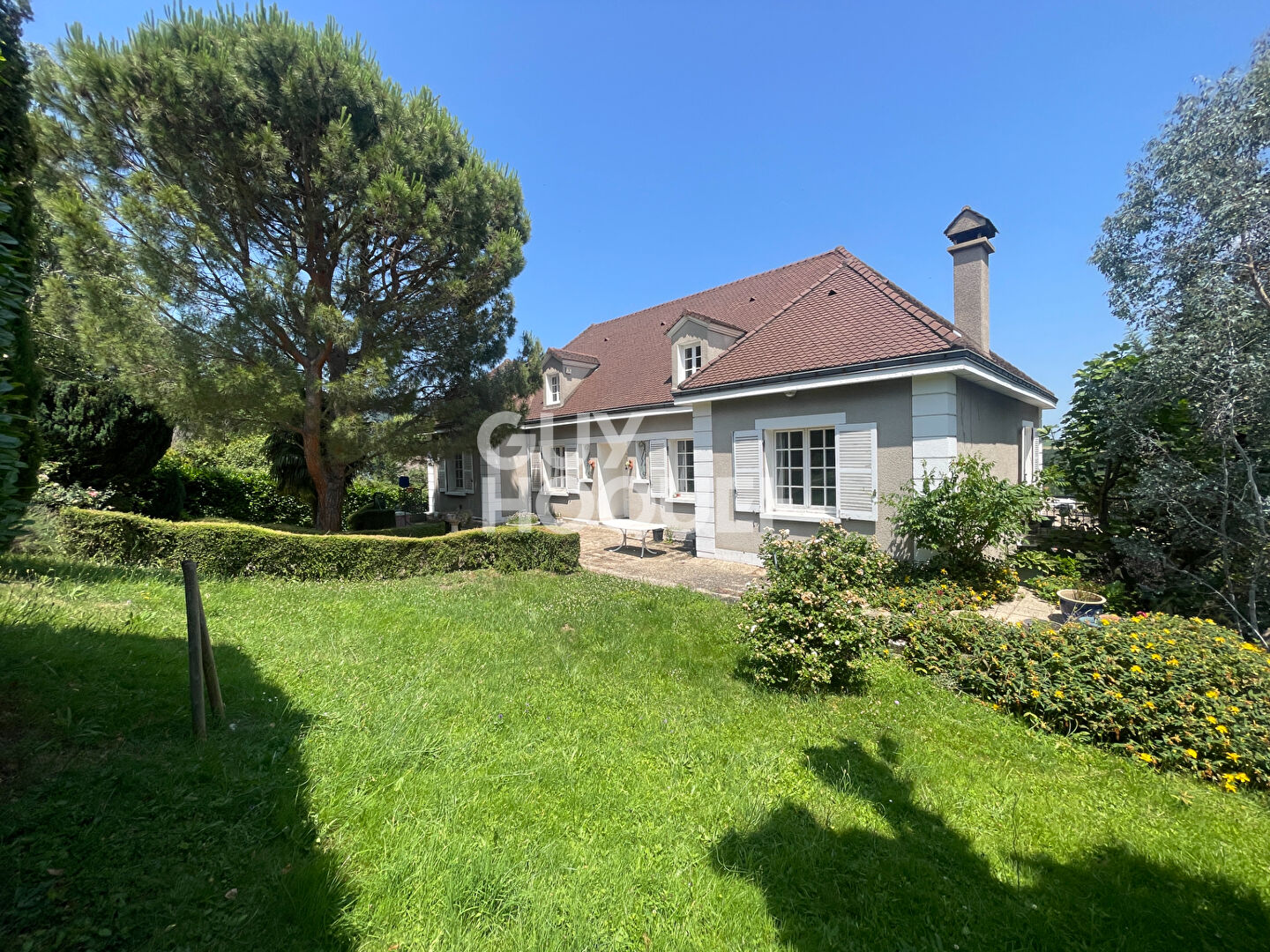 Chavanne ! Magnifique maison familiale avec vue