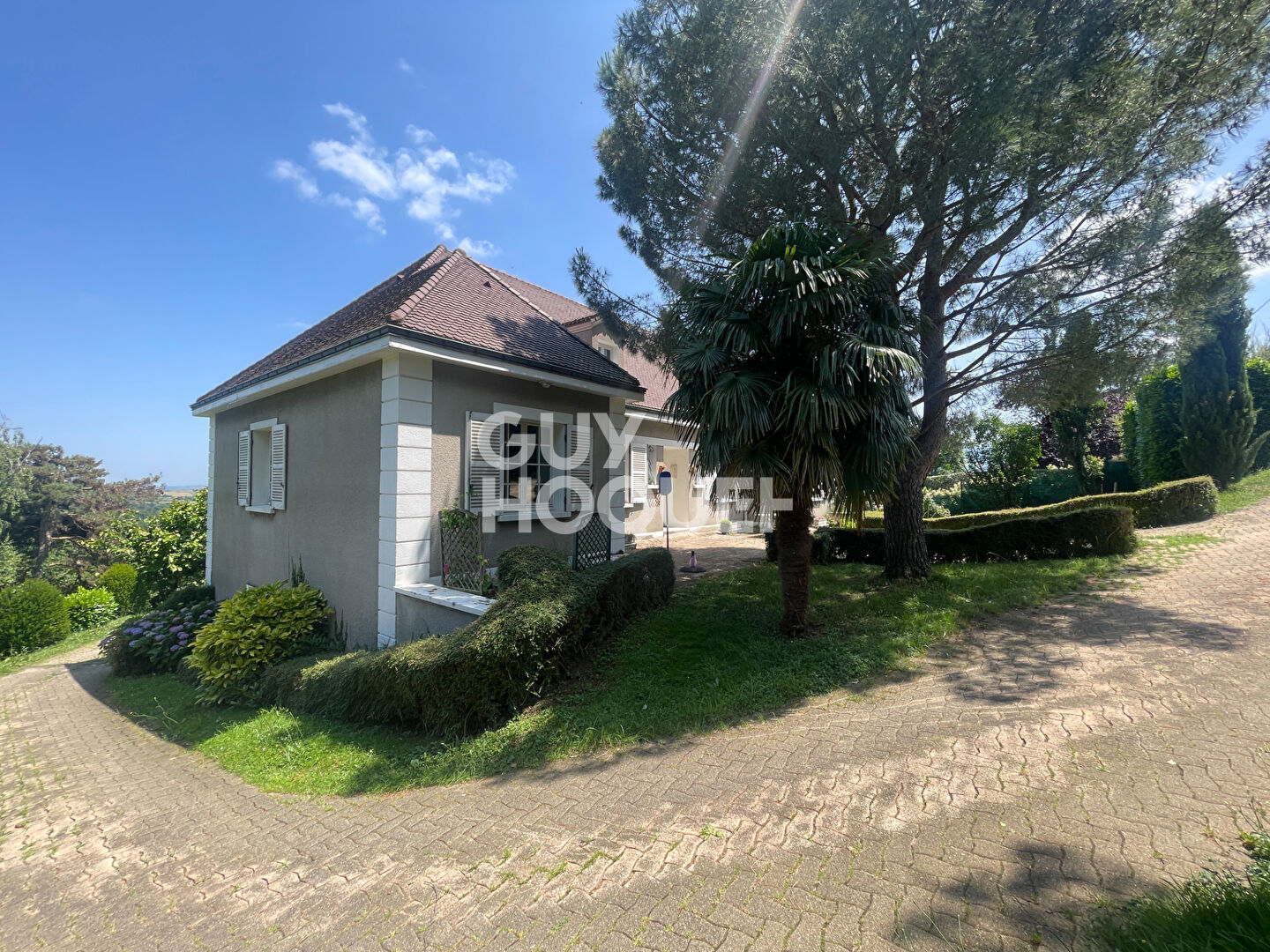 Chavanne ! Magnifique maison familiale avec vue