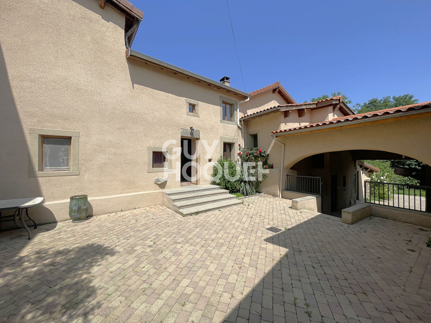 Dizimieux ! Agréable maison familiale avec dépendances