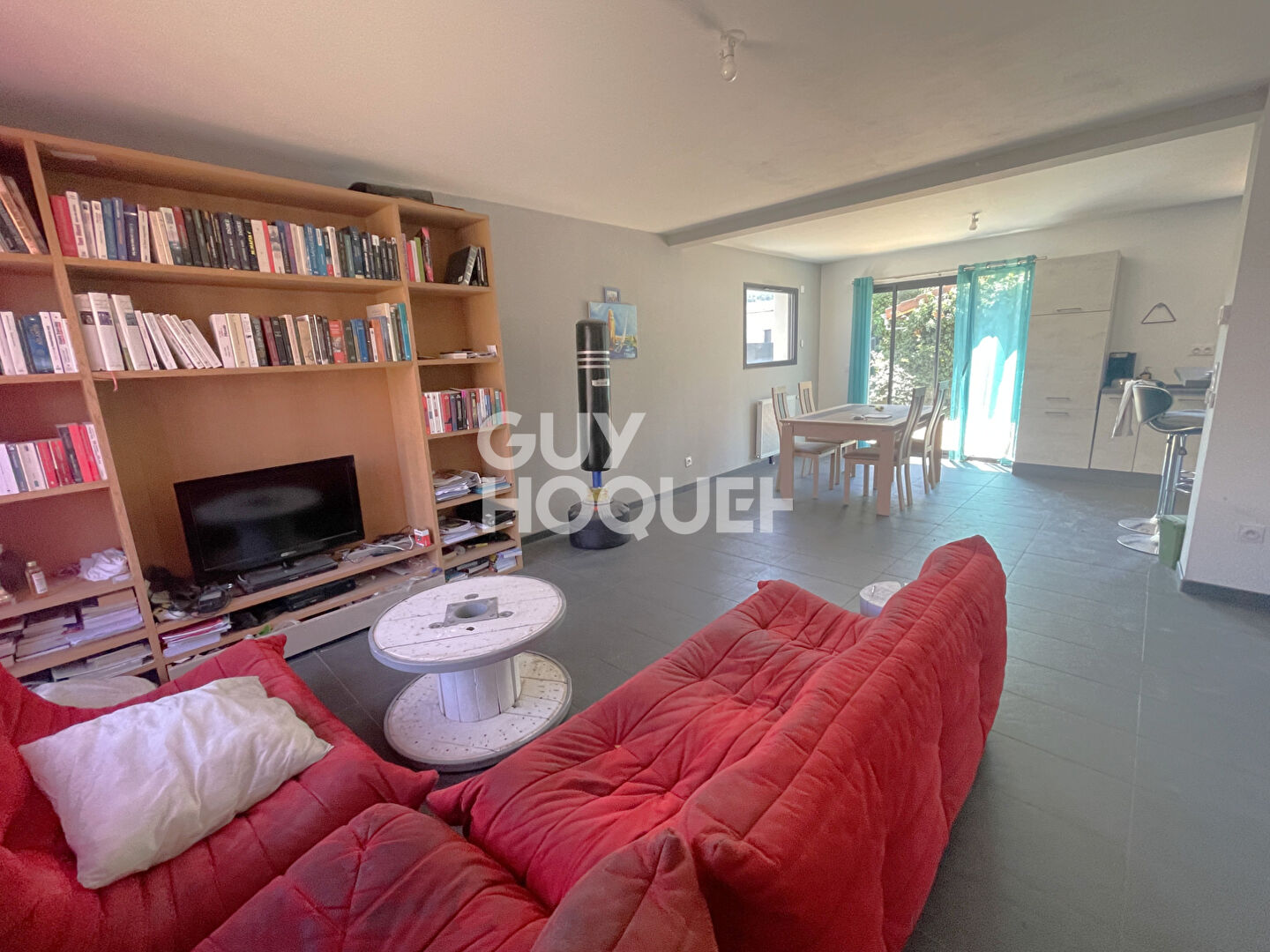 Maison de 2021 avec jardin et rooftop.