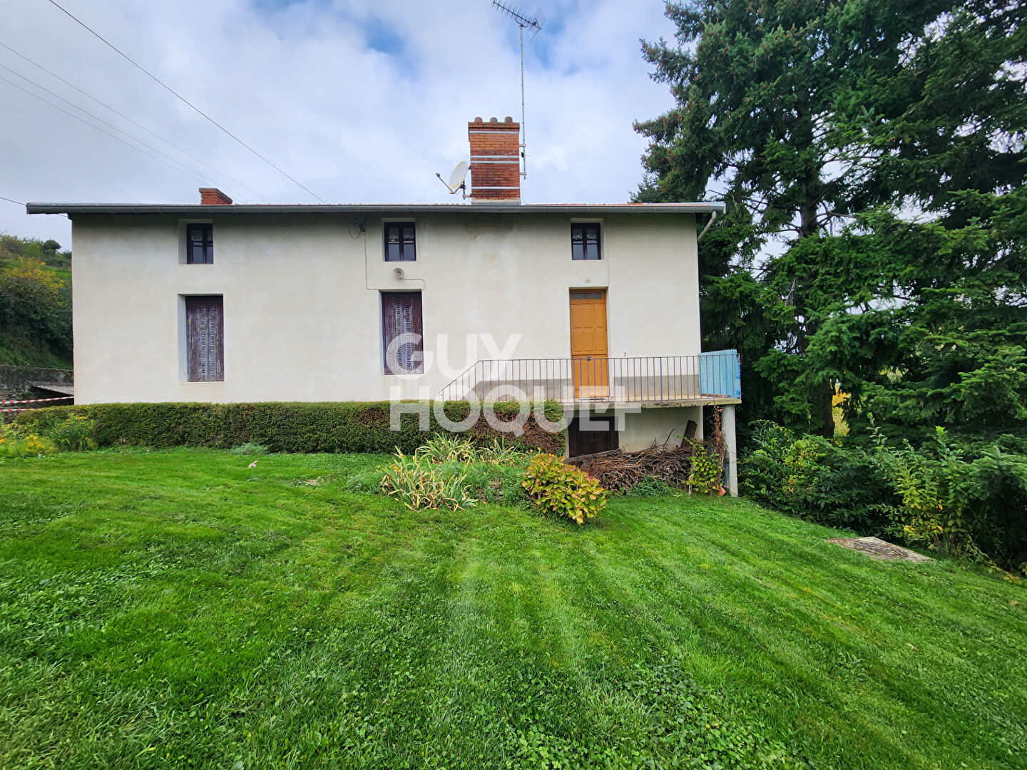 Maison  avec dépendances Chagnon