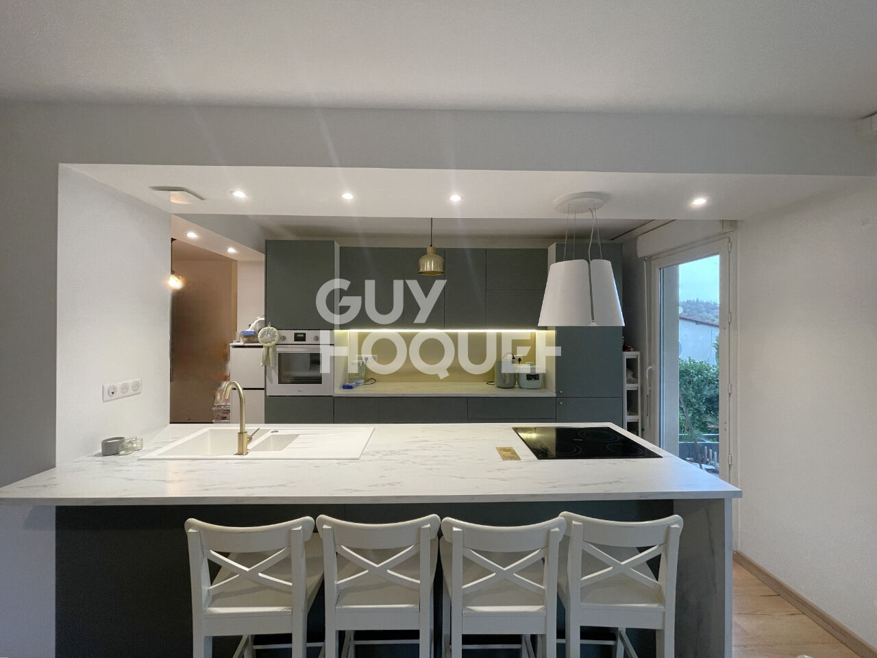 Appartement T3 avec jardin et garage double