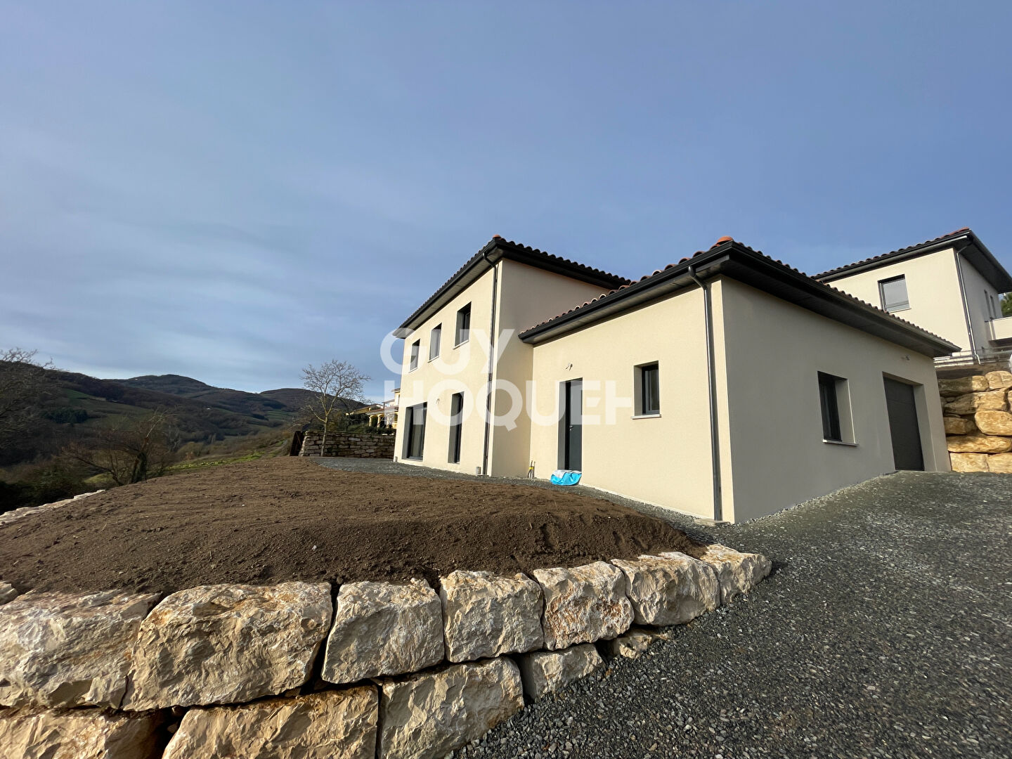Maison neuve de 2025, de type 5 avec jardin et vue