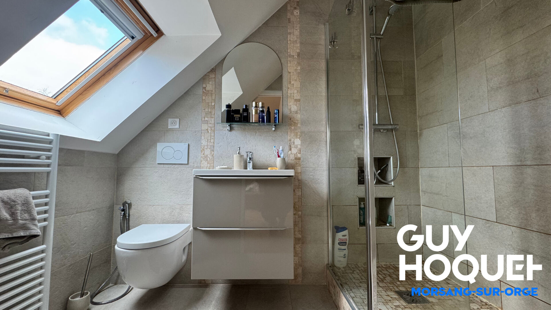 Maison 7 pièces 5 chambres à MORSANG SUR ORGE (91390)