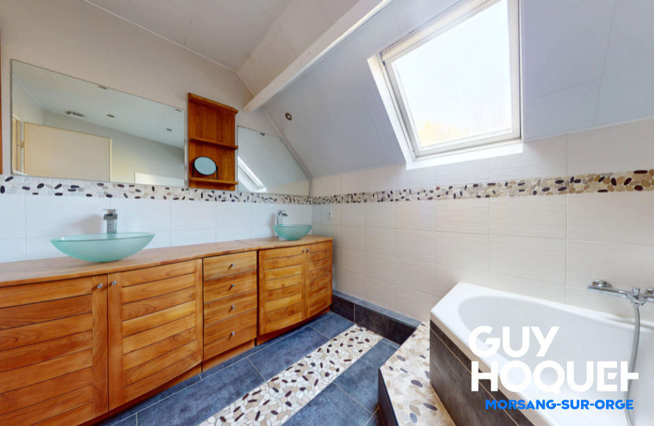 Maison Villemoisson Sur Orge 7 pièce(s) 150 m2 - 5 chambres