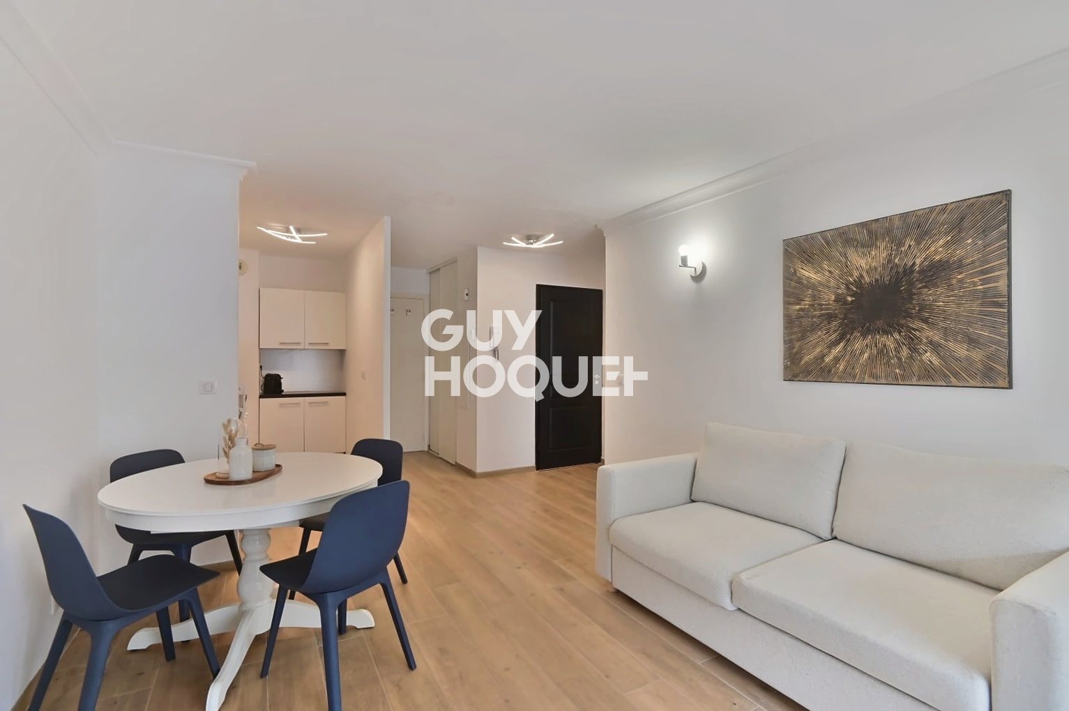 À louer : Charmant appartement 2 pièces avec vue sur la marina à Mandelieu la Napoule !