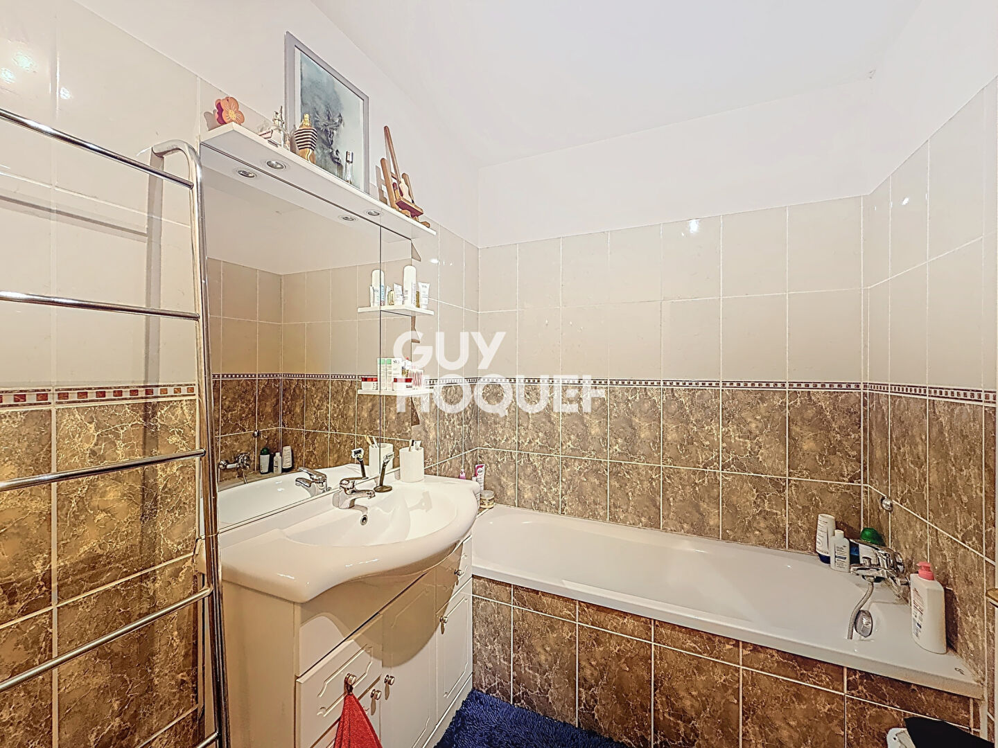 2 Pièces - Plan de Grasse- avec terrasse spacieuse, jacuzzi et Vue dégagée