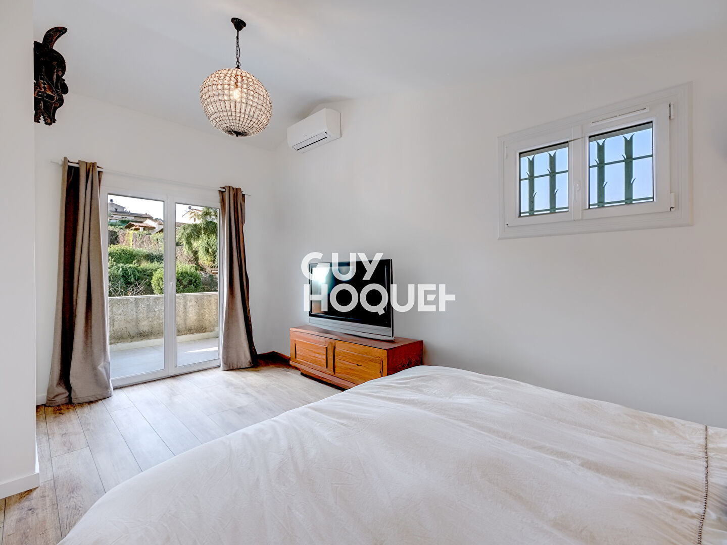 Villa rénovée avec élégance dans un quartier prisé de Mouans-Sartoux