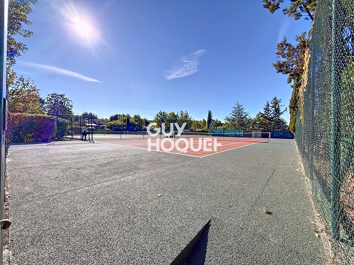 Charmante Maison à Vendre à Fayence - Guy Hoquet